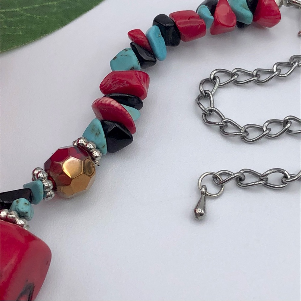 Southwestern Faux Turquoise Faux Bamboo Coral Stone Chip Collar Necklace 17” - Picture 15 of 17